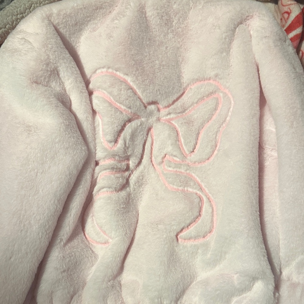 Victoria's Secret Light Pink Fleece with Bow Accent